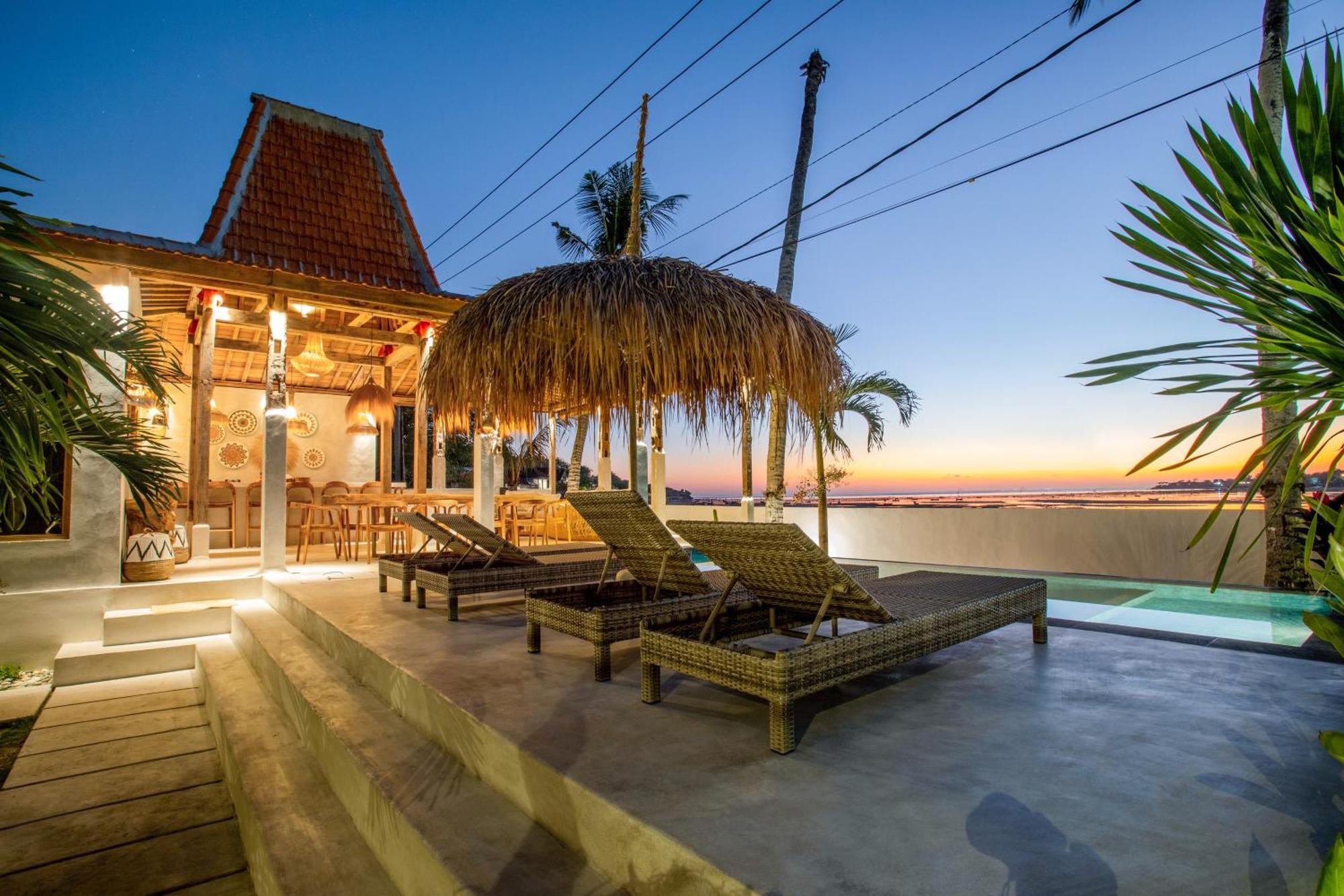 Sunset House Ceningan, 10 Person Beachview Private Villa Nusa Lembongan  Exterior photo